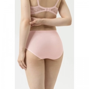 Luxurious 558 Bonbon pink