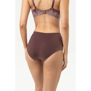 Luxurious 1809 Hot maroon
